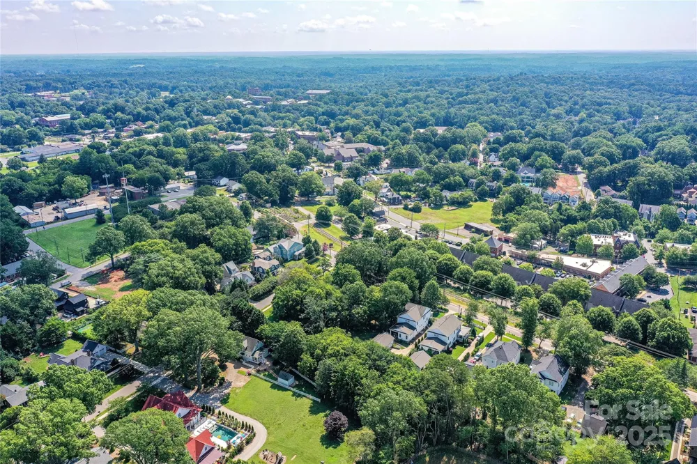 504 Potts Street Davidson, NC 28036