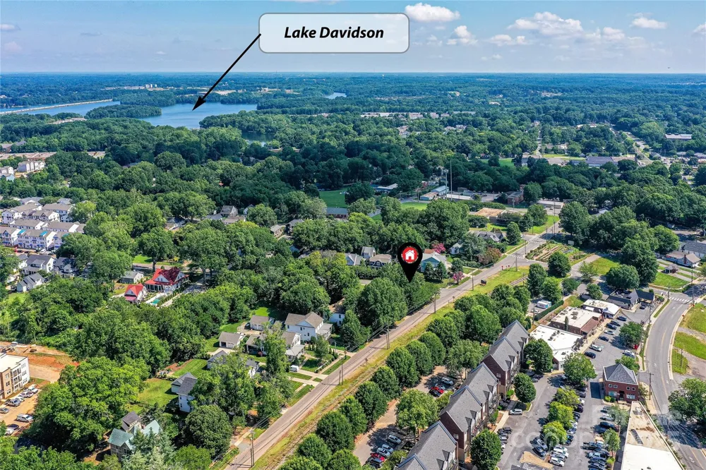 504 Potts Street Davidson, NC 28036