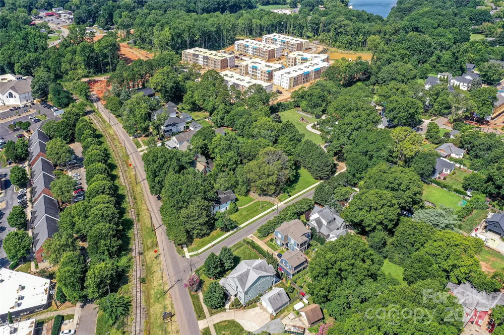 504 Potts Street Davidson, NC 28036