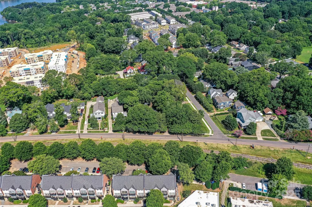 504 Potts Street Davidson, NC 28036