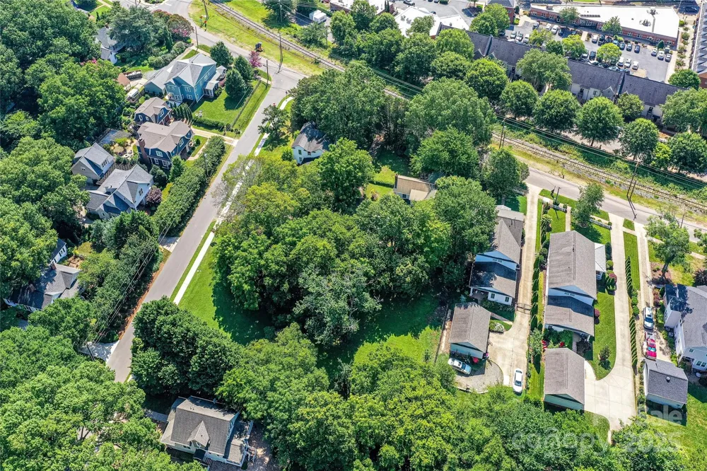 504 Potts Street Davidson, NC 28036