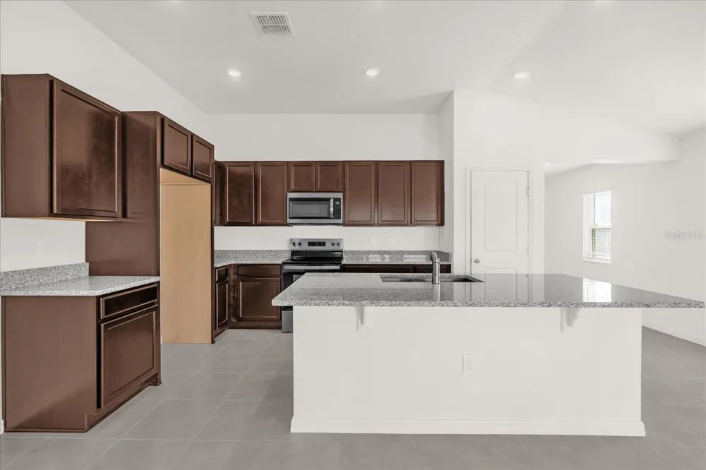 1833 RYAN DRIVE Lake Wales, FL 33859