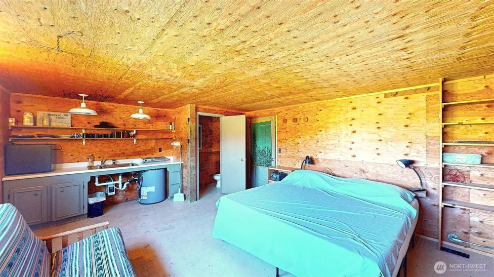 156 Poechmann Road Okanogan, WA 98840