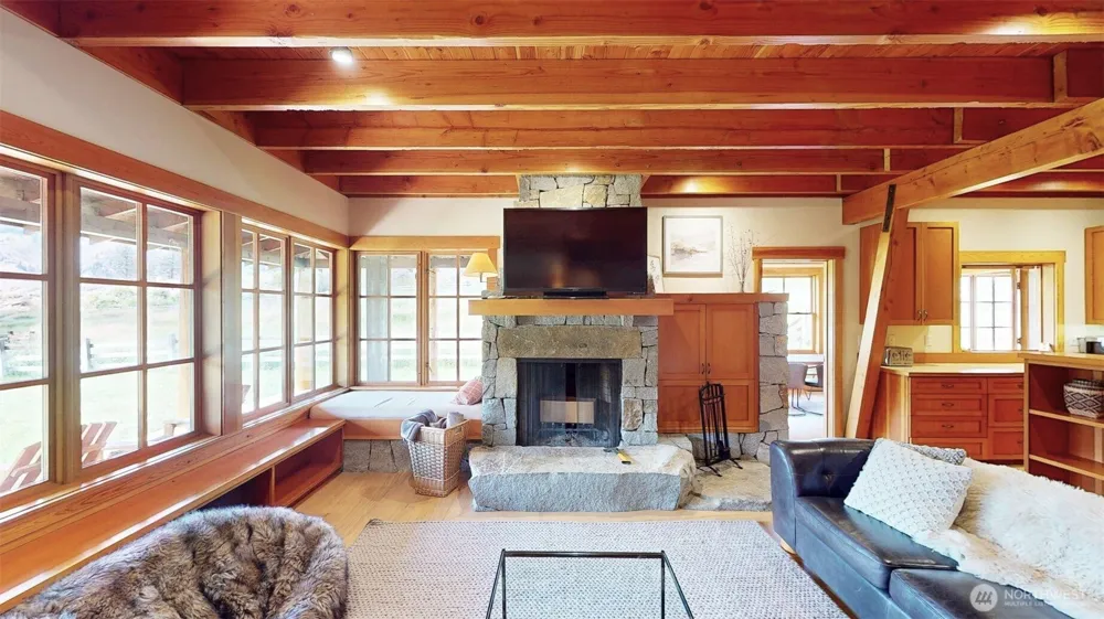 156 Poechmann Road Okanogan, WA 98840