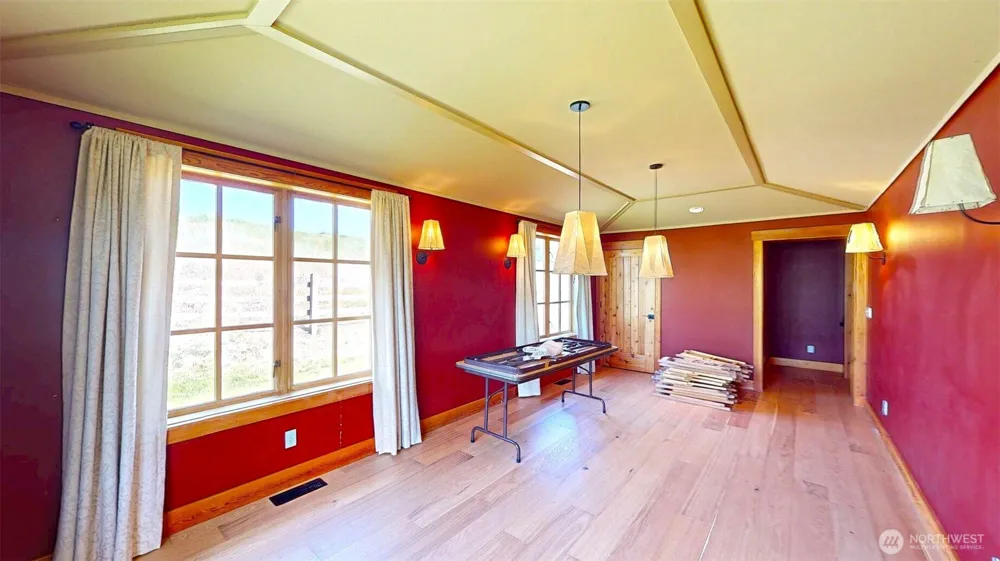 156 Poechmann Road Okanogan, WA 98840