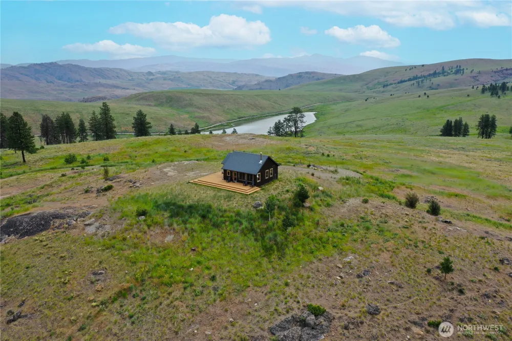156 Poechmann Road Okanogan, WA 98840