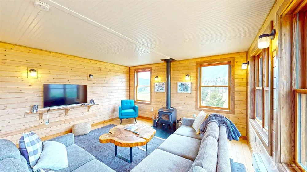 156 Poechmann Road Okanogan, WA 98840