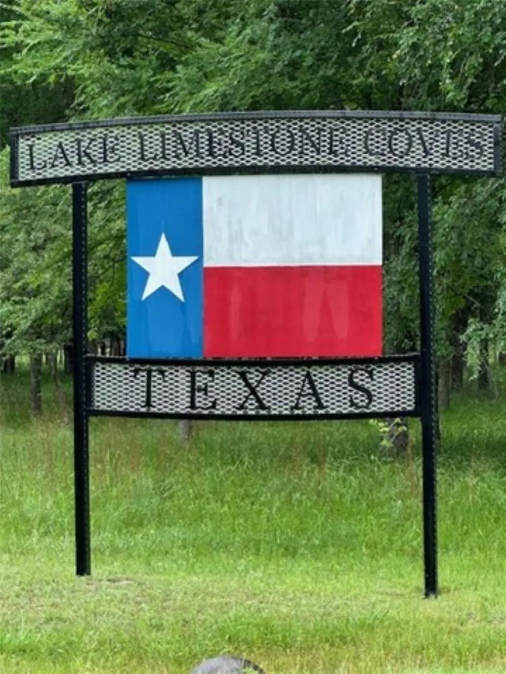1 Post Oak Loop Thornton, TX 76687