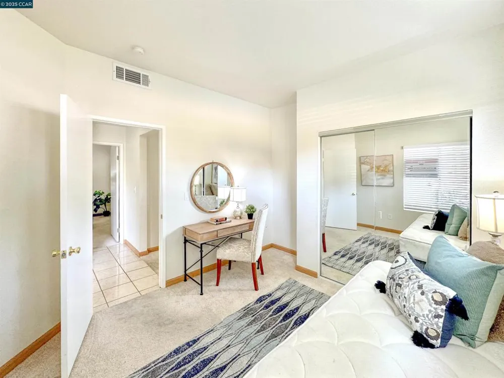1407 Forest Run Hercules, CA 94547