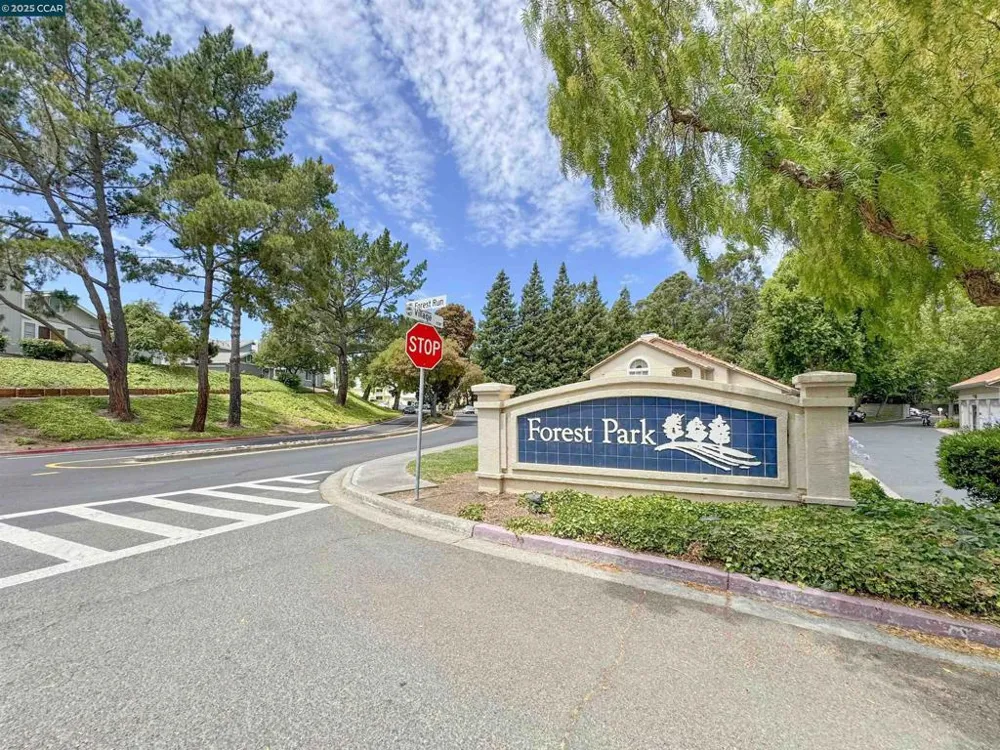1407 Forest Run Hercules, CA 94547