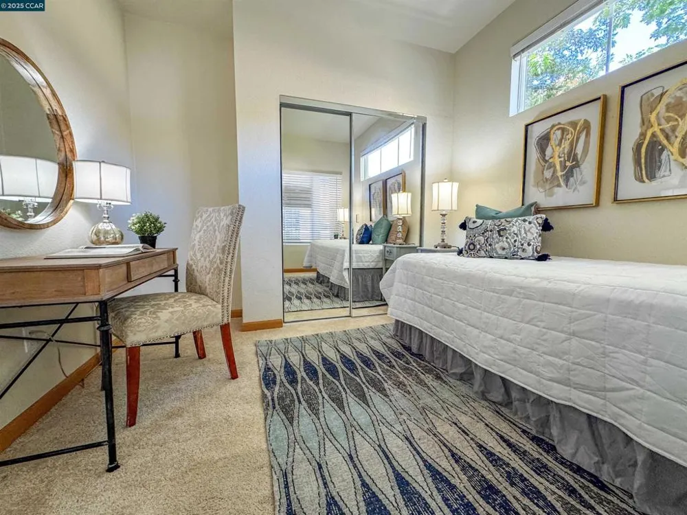 1407 Forest Run Hercules, CA 94547