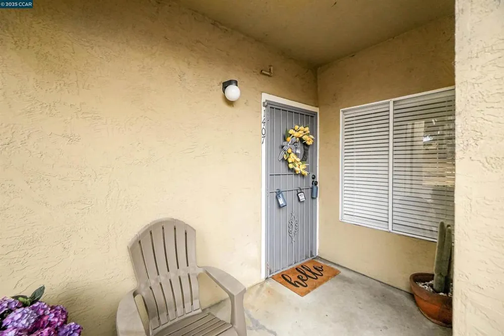 1407 Forest Run Hercules, CA 94547