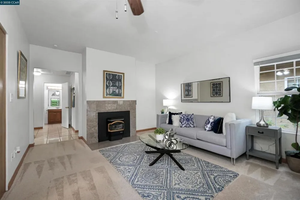 1407 Forest Run Hercules, CA 94547