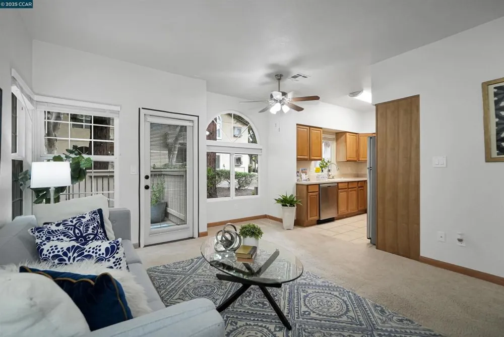 1407 Forest Run Hercules, CA 94547