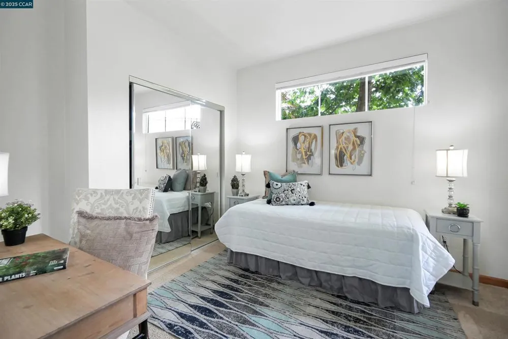1407 Forest Run Hercules, CA 94547