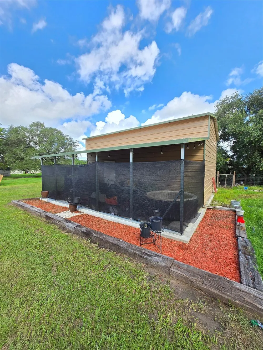 610 E Division Street Edna, TX 77957