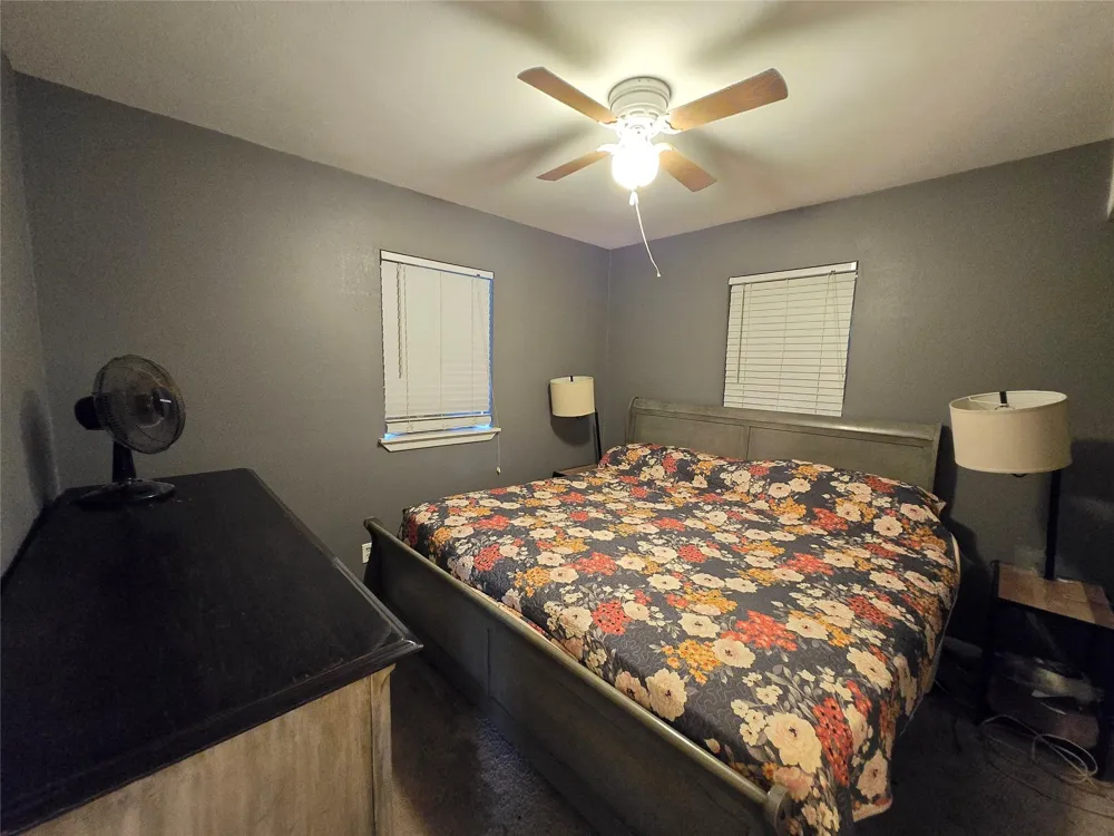 610 E Division Street Edna, TX 77957