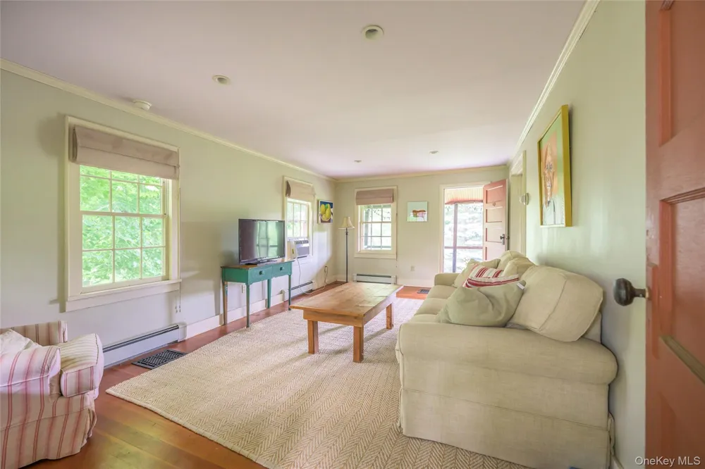 9960 Route 22 Hillsdale, NY 12529