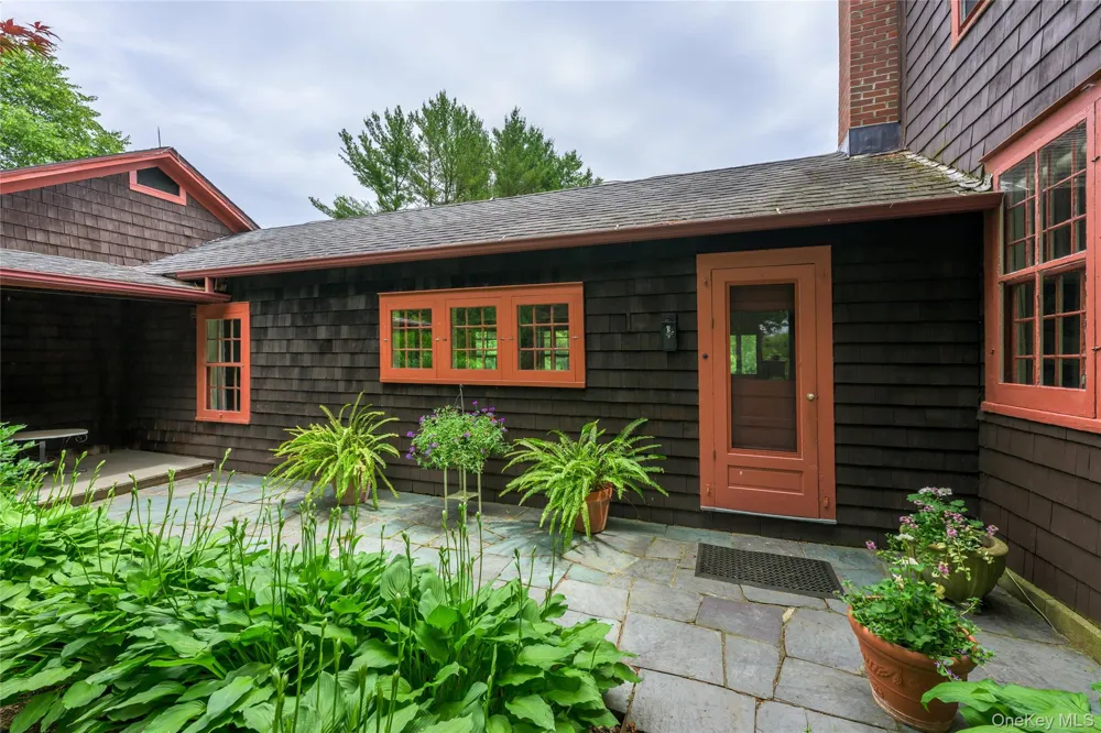 9960 Route 22 Hillsdale, NY 12529