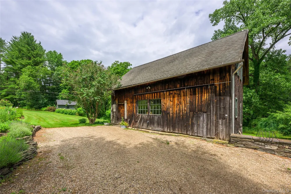 9960 Route 22 Hillsdale, NY 12529