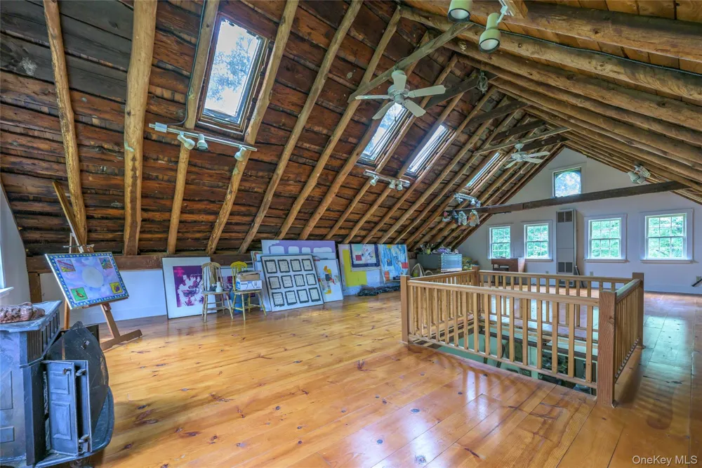 9960 Route 22 Hillsdale, NY 12529