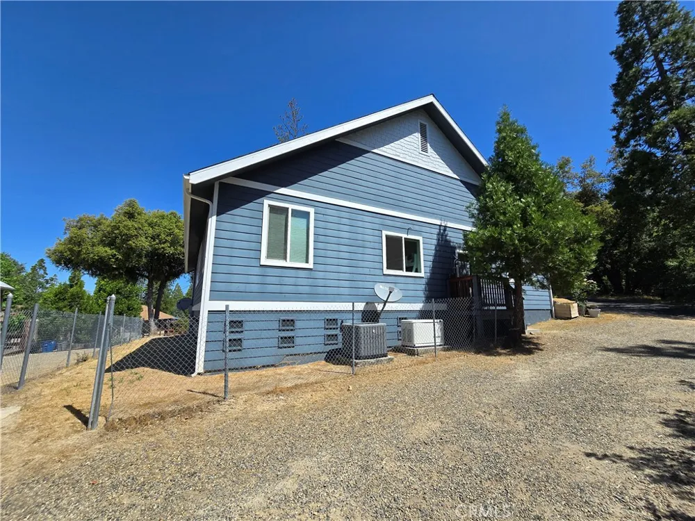 39567 E Idylwild Bass Lake, CA 93604