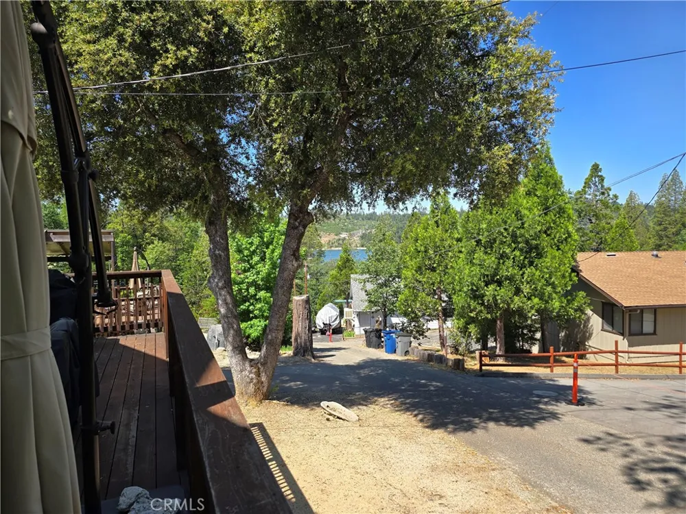 39567 E Idylwild Bass Lake, CA 93604