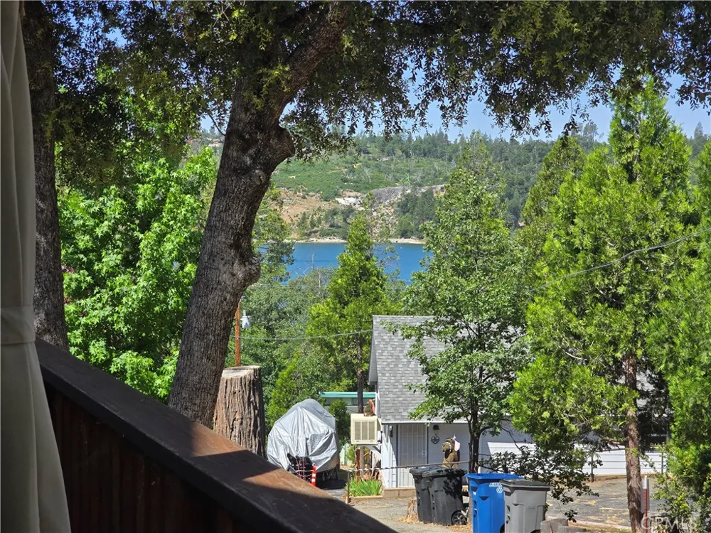 39567 E Idylwild Bass Lake, CA 93604
