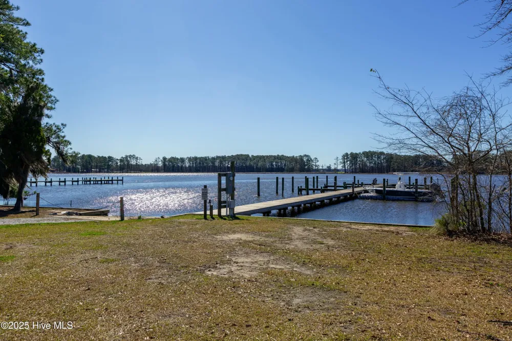 39 Sr 1767 Off Lane Pinetown, NC 27865
