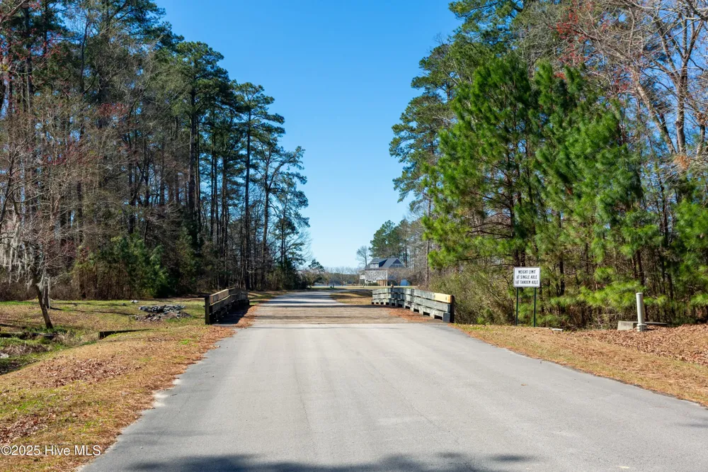 39 Sr 1767 Off Lane Pinetown, NC 27865