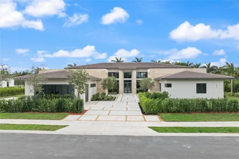 14930 SW 16th Ct