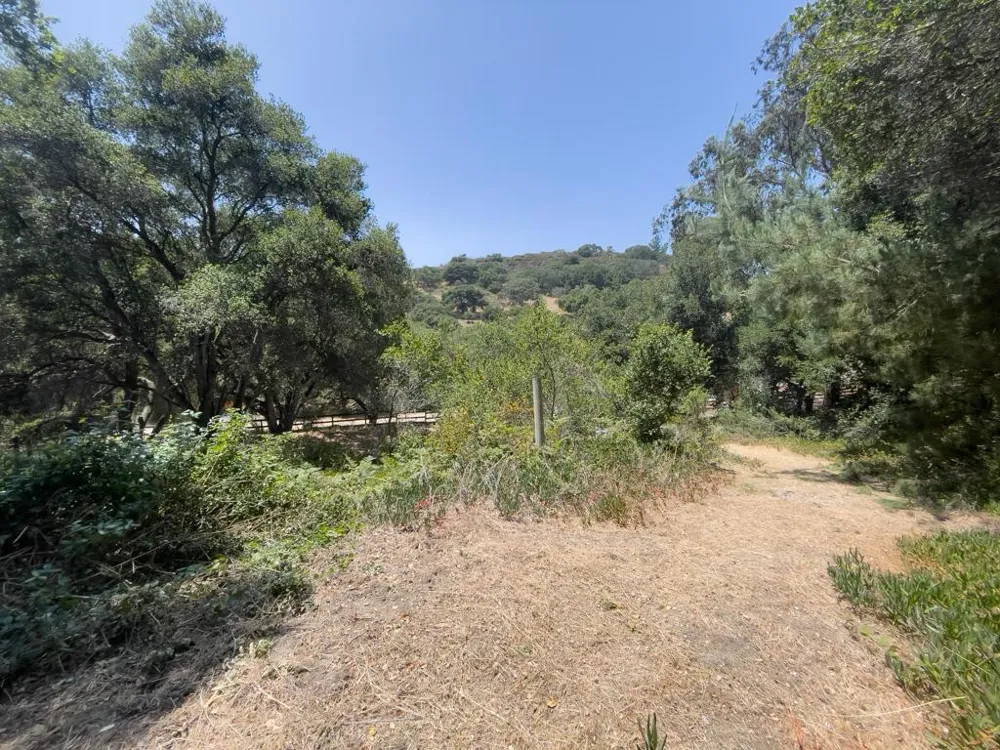 58 Desmond Road Salinas, CA 93907