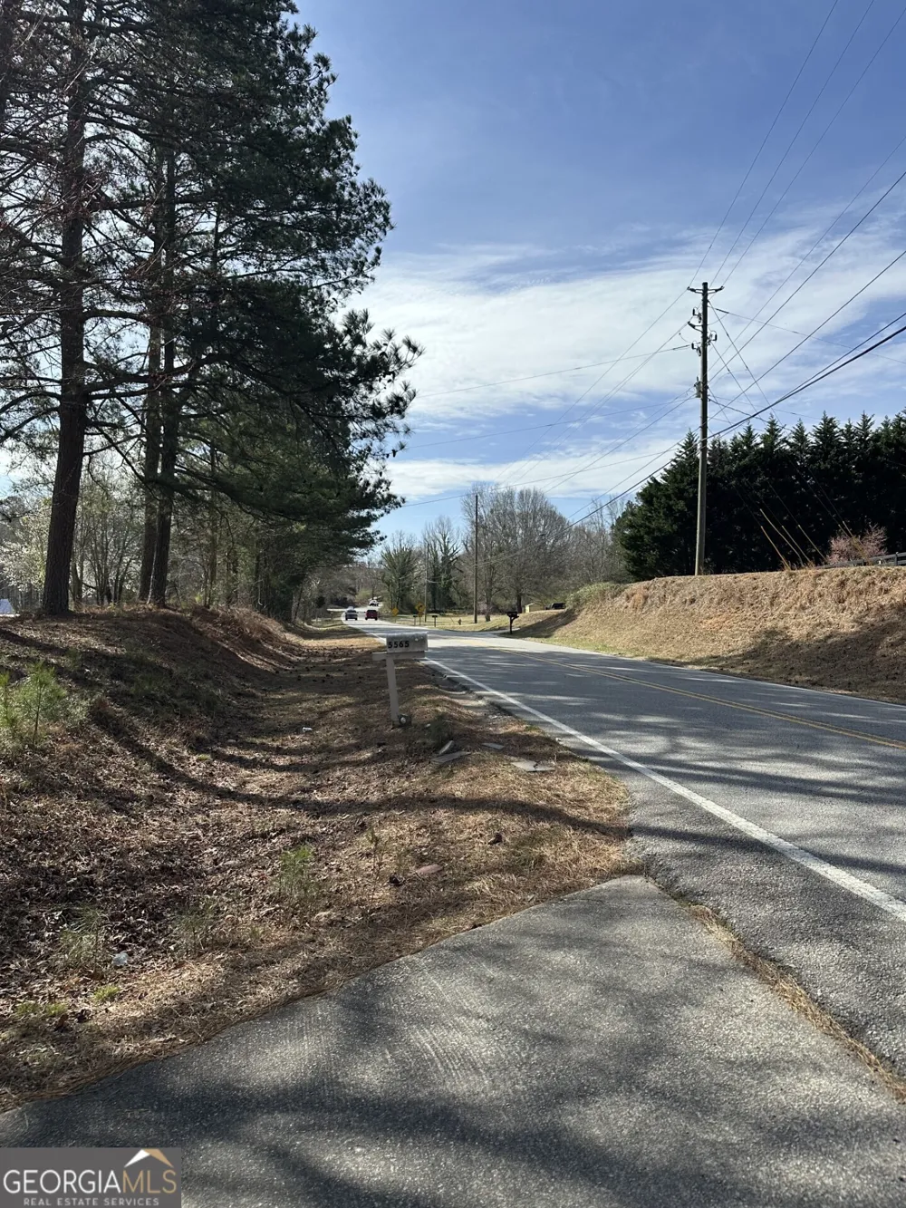 5565 Hog Mountain RD Flowery Branch, GA 30542