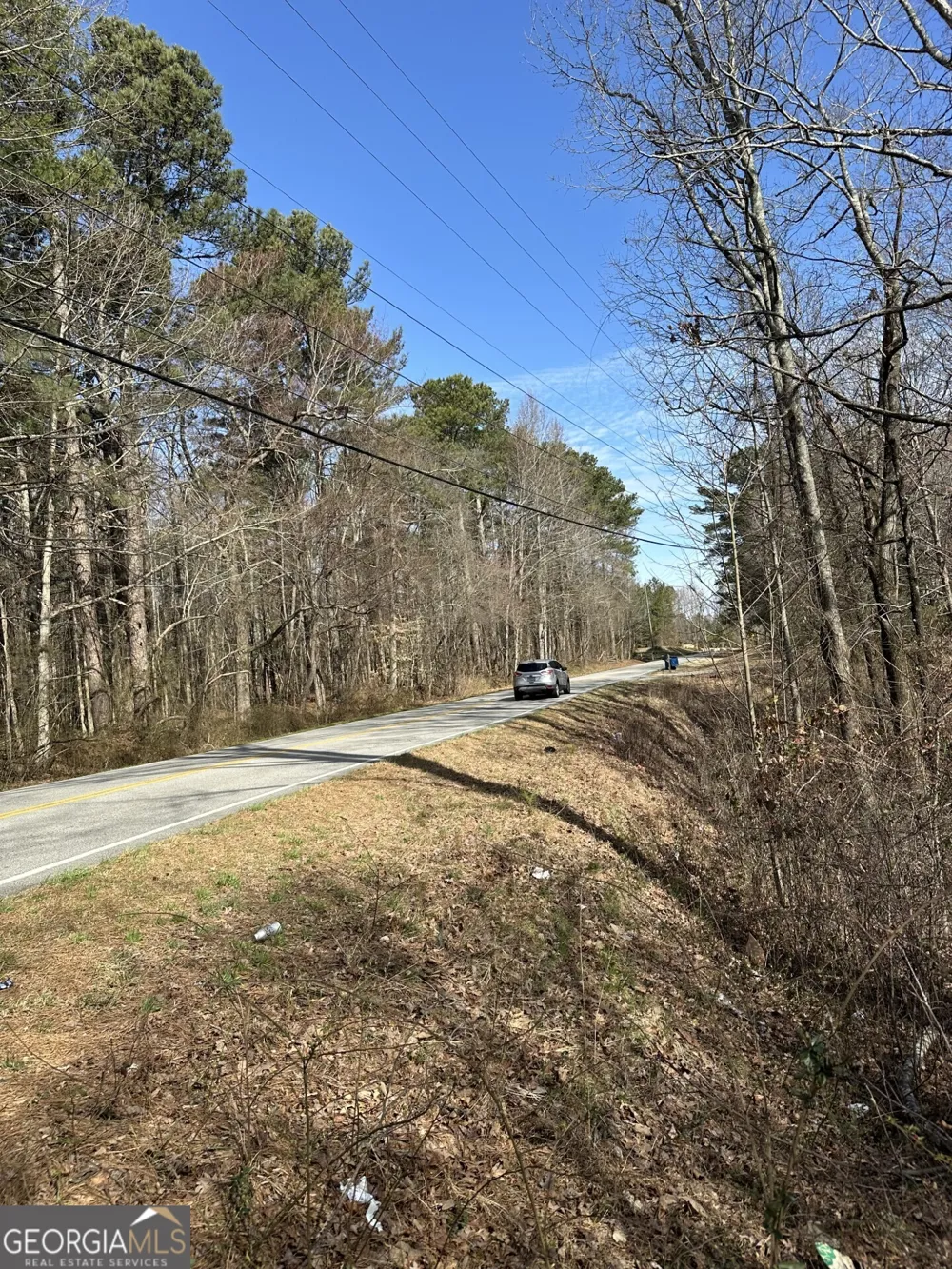 5565 Hog Mountain RD Flowery Branch, GA 30542