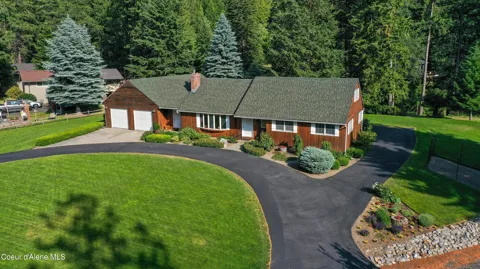 6556 Tannenbaum Circle