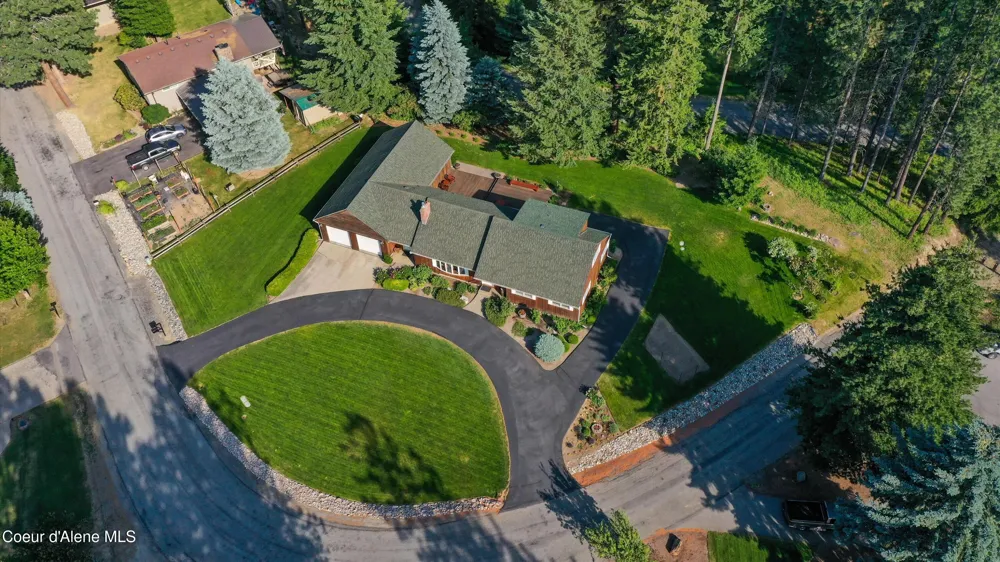 6556 Tannenbaum Circle Bonners Ferry, ID 83805
