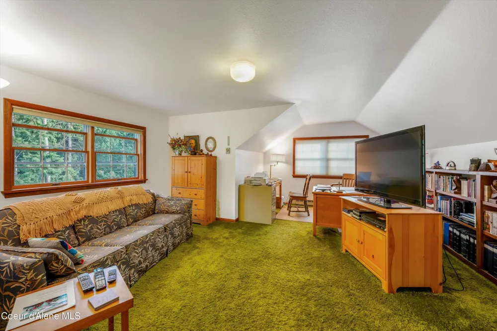 6556 Tannenbaum Circle Bonners Ferry, ID 83805