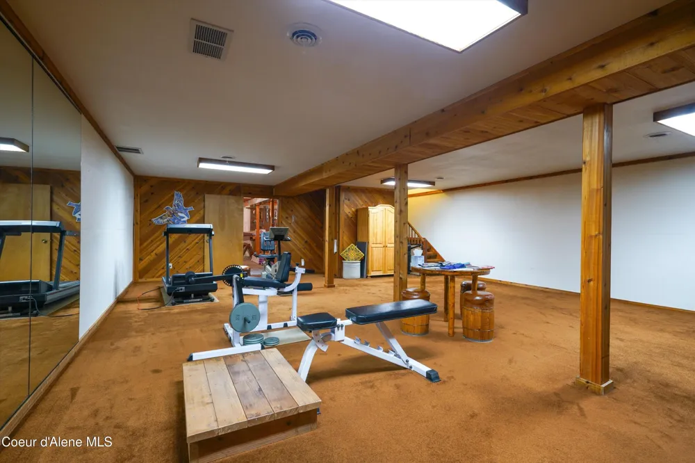 6556 Tannenbaum Circle Bonners Ferry, ID 83805