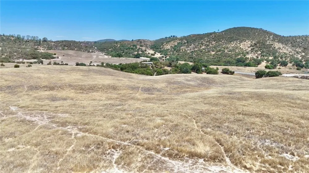 70260 Jolon Road Bradley, CA 93426