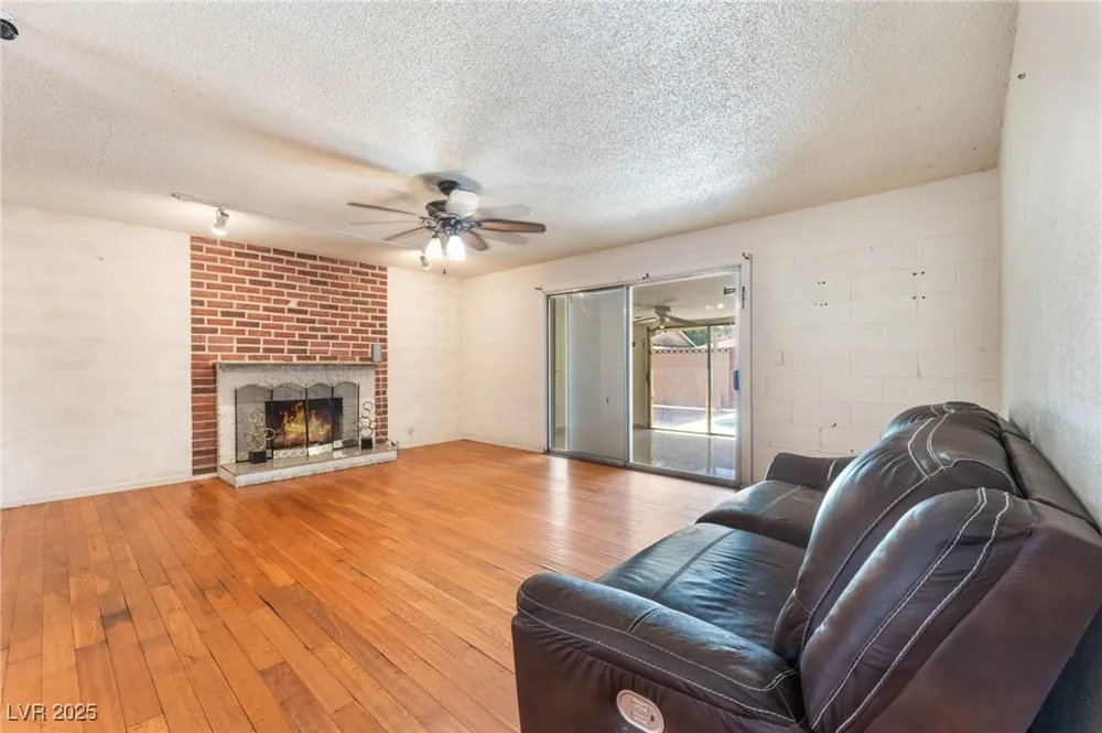 4436 E Ogden Avenue Las Vegas, NV 89110