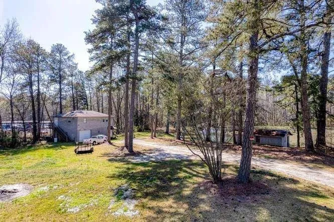 11041 Veterans Memorial Highway Lithia Springs, GA 30122