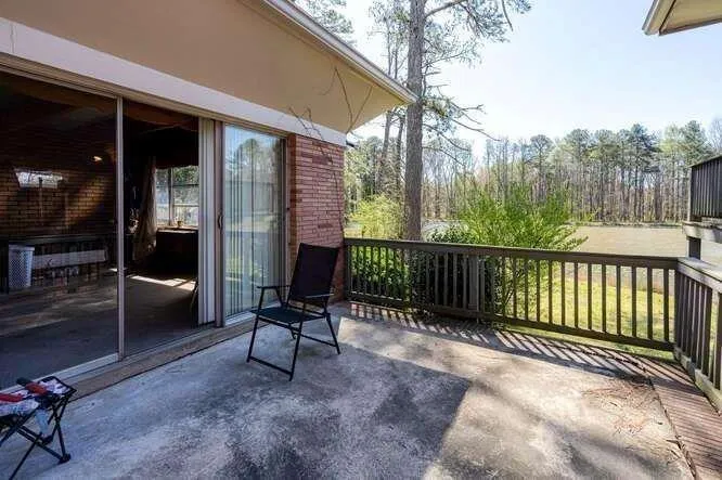 11041 Veterans Memorial Highway Lithia Springs, GA 30122