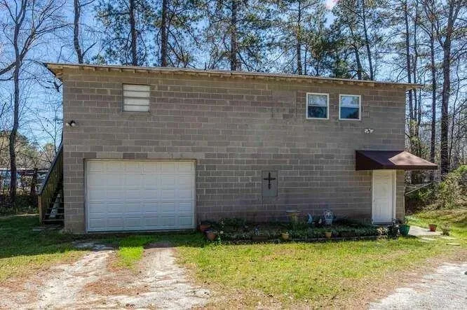 11041 Veterans Memorial Highway Lithia Springs, GA 30122