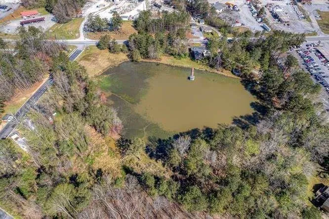 11041 Veterans Memorial Highway Lithia Springs, GA 30122