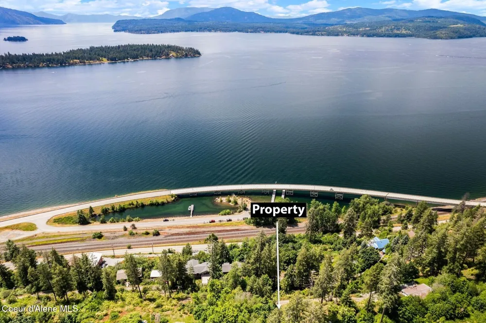 260 Highland Avenue Hope, ID 83836
