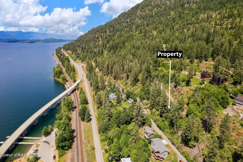 260 Highland Avenue Hope, ID 83836