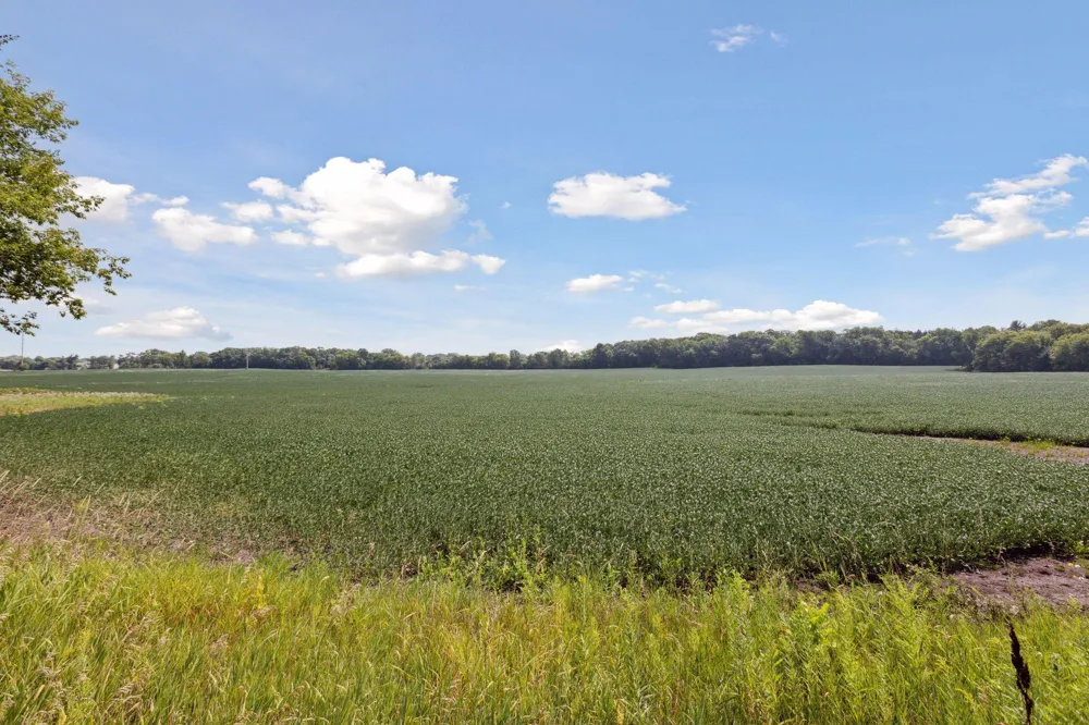 24x1 Holy Name Drive Medina, MN 55340