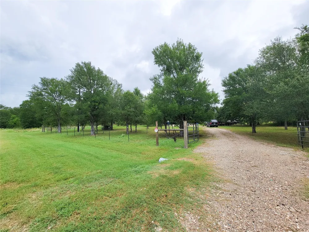403 Beaver Landing Caldwell, TX 77836