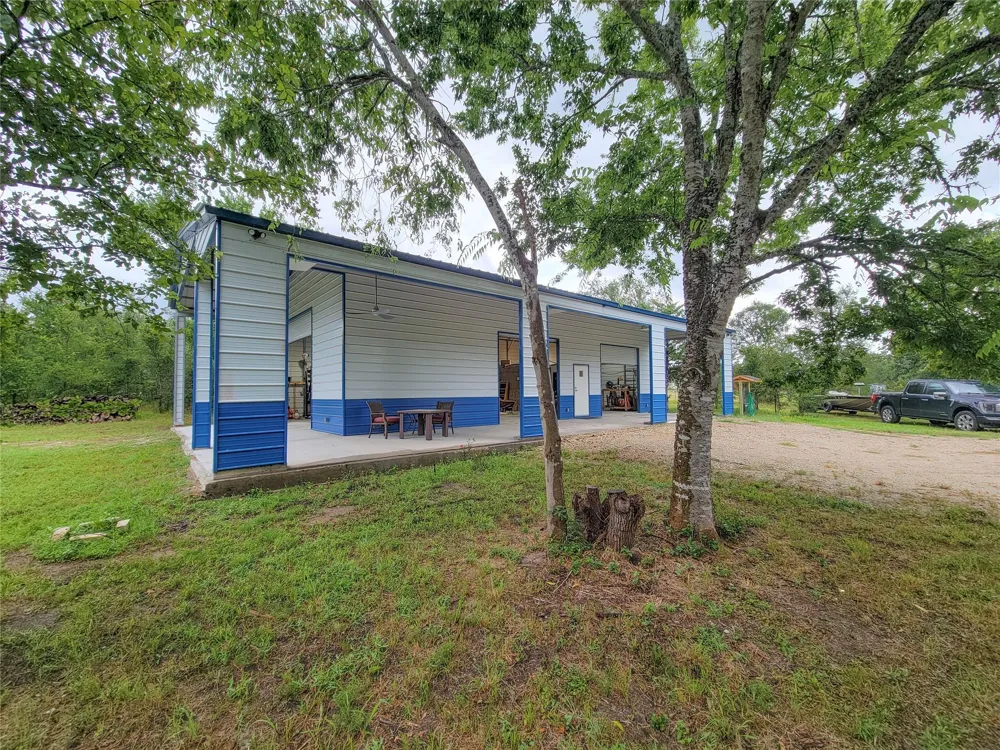 403 Beaver Landing Caldwell, TX 77836