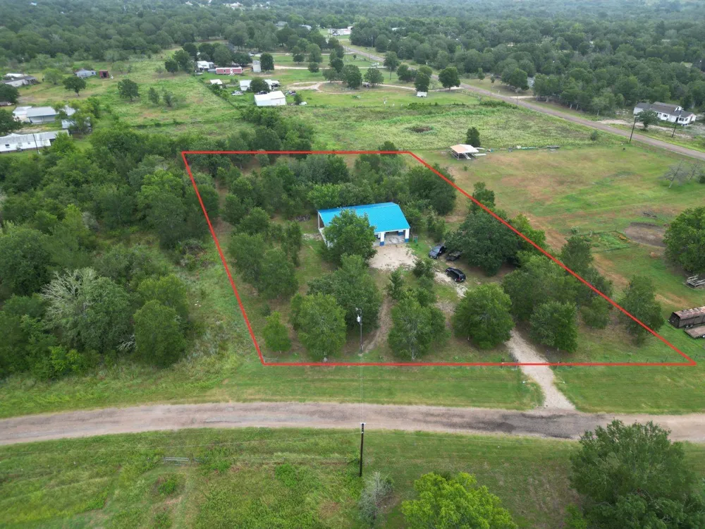 403 Beaver Landing Caldwell, TX 77836